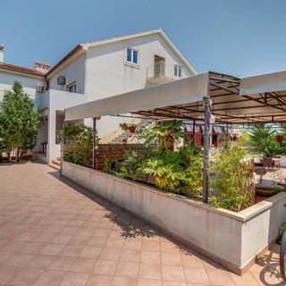 Apartmanok és Szobák Parkolóhellyel Mali Losinj, Losinj - 9681 Mali Lošinj (5)