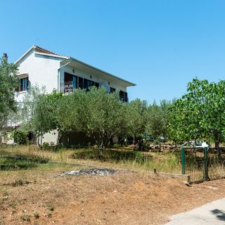 Apartmanok A Tenger Mellett Tkon, Pasman - 698 Tkon (4)