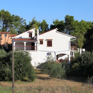 Apartmanok A Tenger Mellett Tkon, Pasman - 698 Tkon (3)