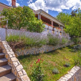 Apartmanok és Szobák Internet Hozzáféréssel Njivice, Krk - 5362 Njivice (4)