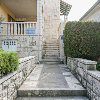 Apartments By The Sea Postira, Brač - 739 Postira (3)