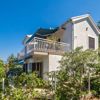 Apartmanok Parkolóhellyel Njivice, Krk - 5325 Njivice (4)