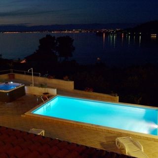 Apartmanok és Szobák Medencével Kali, Ugljan - 14083 Kali (4)