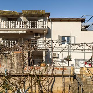 Apartmanok Parkolóhellyel Lopar, Rab - 14070 Lopar (3)