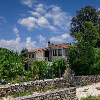 Apartmanok Parkolóhellyel Kavran, Marcana - 14109 Kavran (2)