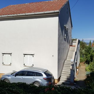 Apartmanok Parkolóhellyel Punat, Krk - 14111 Punat (2)