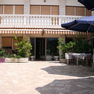 Apartmanok A Tenger Mellett Jezera, Murter - 5123 Jezera (5)