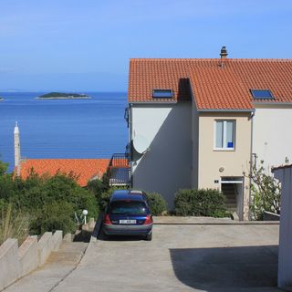 Apartmanok A Tenger Mellett Vis - 2470 (2)