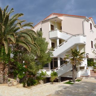 Apartmanok és Szobák A Tenger Mellett Jakisnica, Pag - 4160 Jakišnica (2)