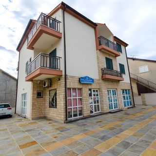 Apartments Karmen Primosten (3)