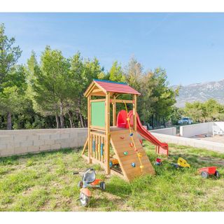 Villa More with pool and garden Rovanjska (5)