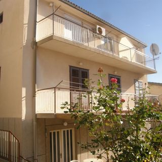 Apartments Paško Primosten (4)