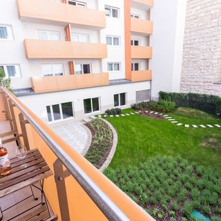 SWU Broadway Budapest (3)