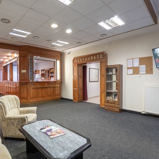 Sport Hotel Gejzírpark, Karlovy Vary (2)