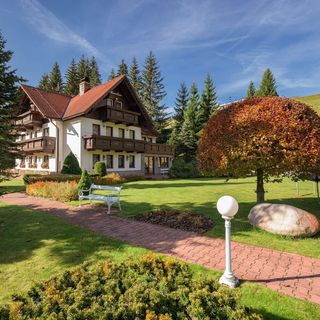 Hotel Martin a Hotel Kristýna Špindlerův Mlýn (2)