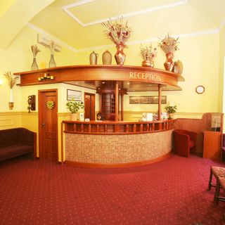 OLD PRAGUE HOTEL S.R.O. Praha (2)