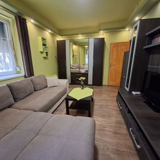 Gábor Apartman Komló (2)