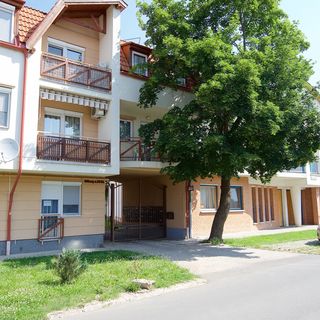 Timi Kölcsey Apartman Hajdúszoboszló (2)