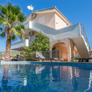 Apartmanok Családok Részére Medencével Seget Vranjica, Trogir - 14409 Seget Vranjica (3)