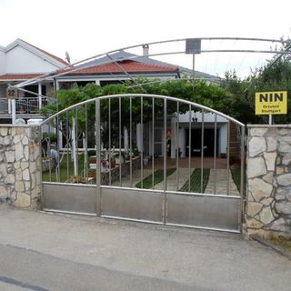 Apartmanok Parkolóhellyel Nin, Zadar - 14460 Nin (2)