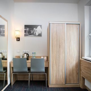 Automobil Hotel Kraków (5)