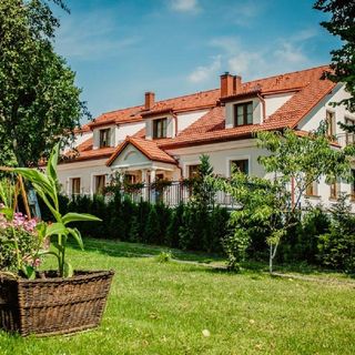 Pokoje Hotelowe Pod Kolumnami (2)