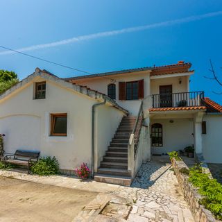 Apartments Ivan Kampor (2)