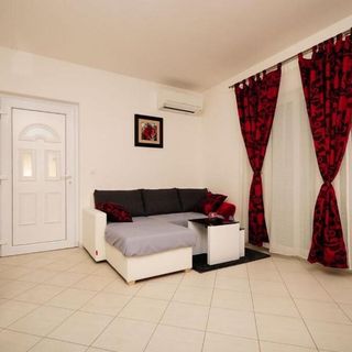 House Bože Vinisce (5)