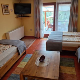 Virág Apartmanház Sopron (5)