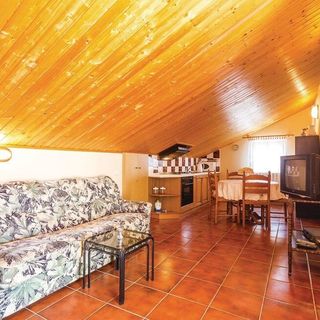 Apartmanok Parkolóhellyel Novi Vinodolski - 15946 (4)