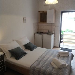 Apartmanok Parkolóhellyel Pag - 16016 (3)