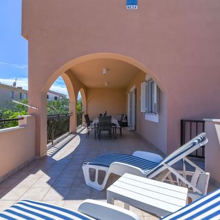 Apartments Neda Okrug Gornji (5)