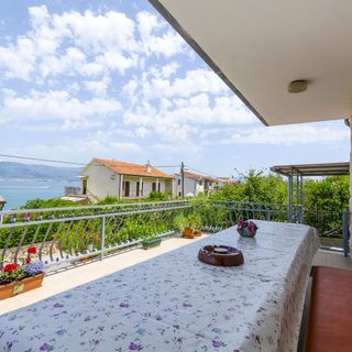 Apartments Vanja Arbanija (5)