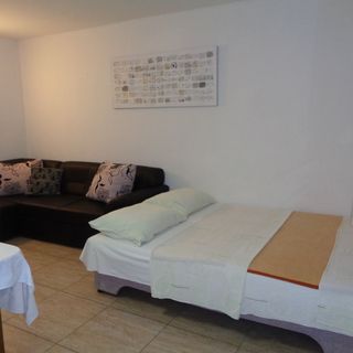 Apartmanok Parkolóhellyel Lopar, Rab - 17103 Lopar (5)