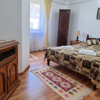 Pensiunea Miraj Polovragi (3)