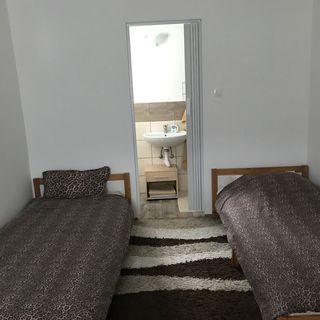 Nyugalom Apartman Kisújszállás (5)