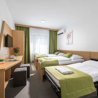 Hotel Plus Bratislava (2)