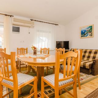 Apartmanok Parkolóhellyel Vir - 18569 (5)