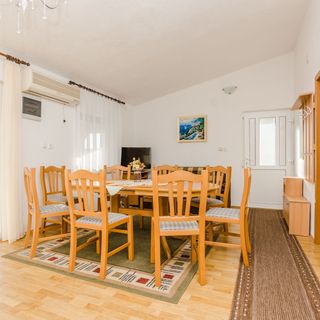 Apartmanok Parkolóhellyel Vir - 18569 (4)