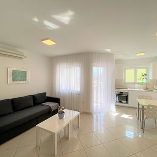 Apartmanok Parkolóhellyel Baska, Krk - 18880 Baška (4)