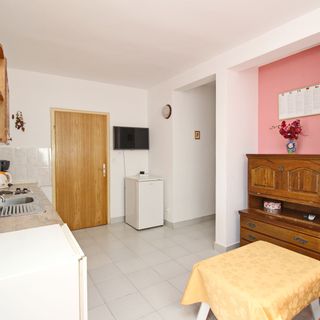 Apartmanok Parkolóhellyel Baska, Krk - 19195 Baška (5)