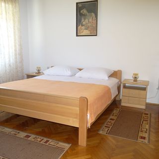 Apartmanok Parkolóhellyel Malinska, Krk - 19270 Malinska (4)