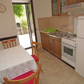 Apartmanok Parkolóhellyel Veli Losinj - 19798 Veli Lošinj (5)