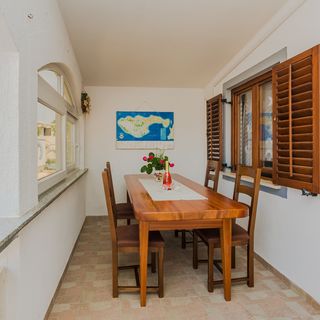 Apartment Hrg Vir II (4)