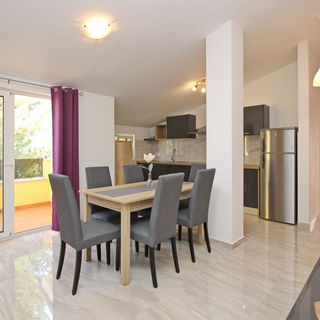 Apartments Čubranić Nada Baska (3)