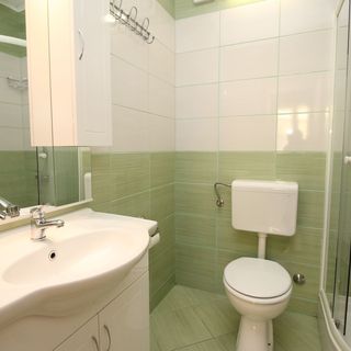 Apartments KUCAR ROBERT Baska (5)