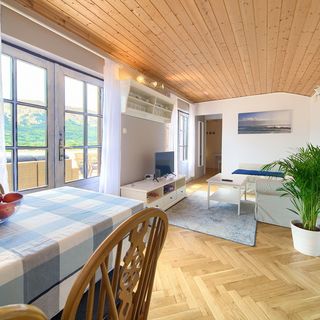 Apartments NANA Baska (5)