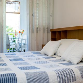 Apartmanok Parkolóhellyel Njivice, Krk - 20547 Njivice (4)