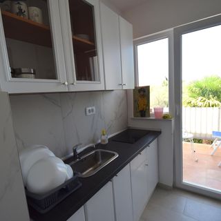 Apartmanok Parkolóhellyel Malinska, Krk - 20623 Malinska (5)