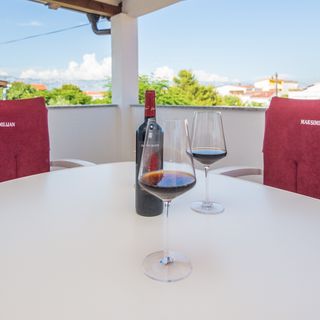 Apartmanok Parkolóhellyel Vir - 20971 (4)